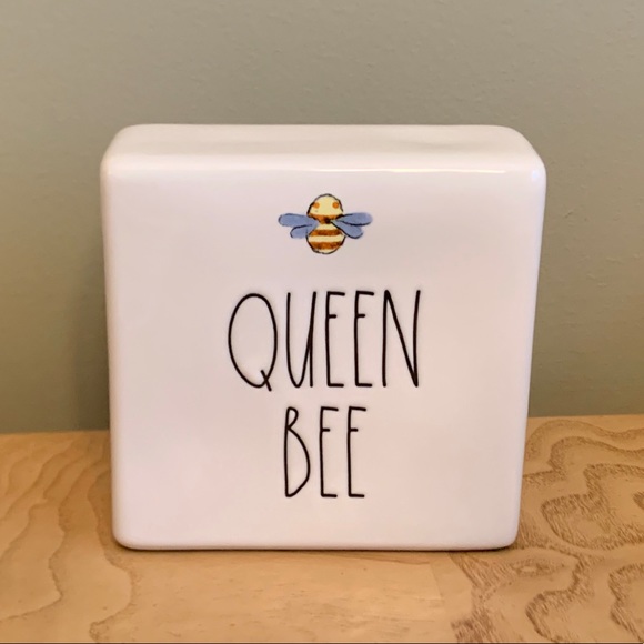 Rae Dunn Other - Rae Dunn QUEEN BEE Desk Paperweight